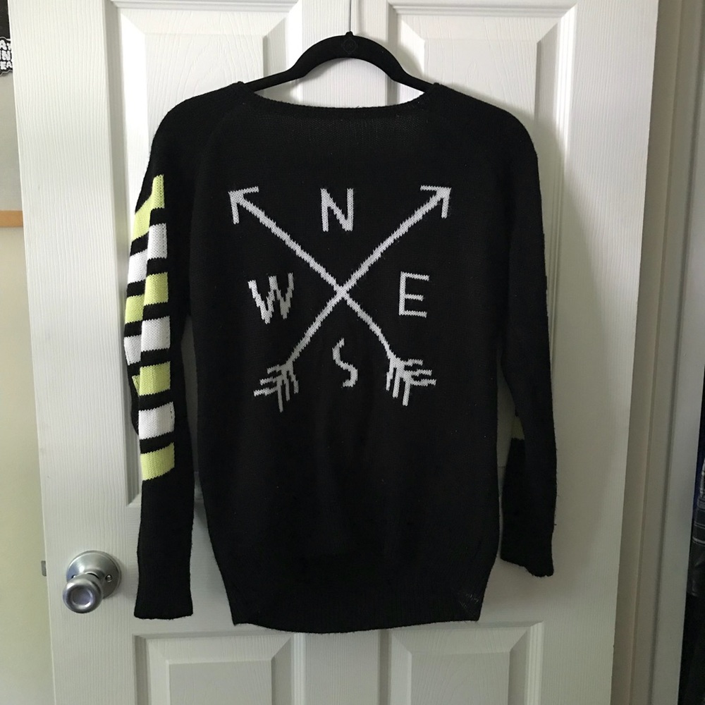 Compass Sweater - Picture 2 of 4